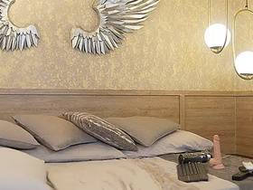 dildo-or-vibrator-young