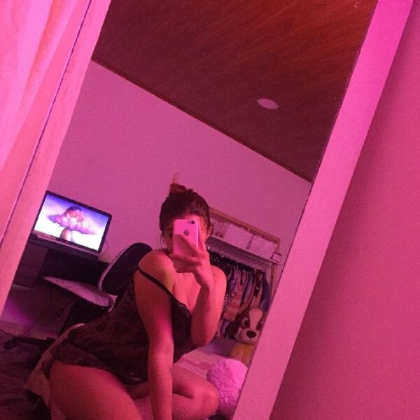 Vannessa__Shy Chatroom