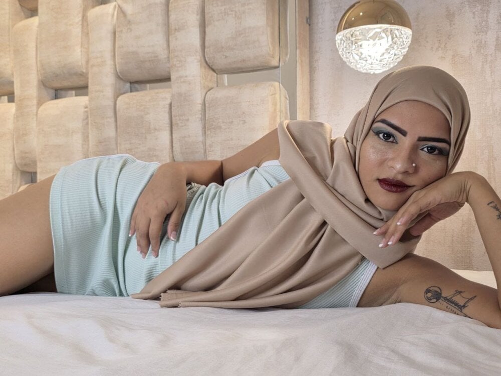 VeronicaFlowers_ Chatroom