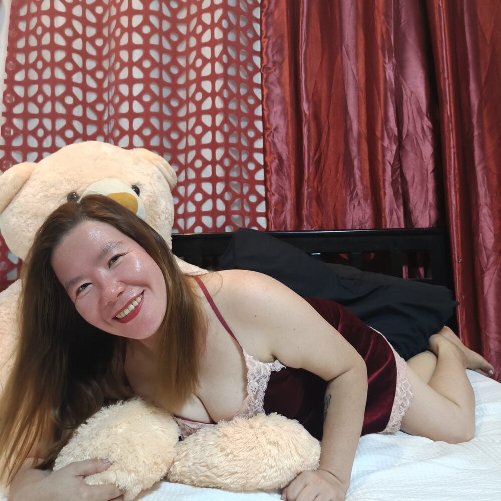 VerySexyCeline Chatroom