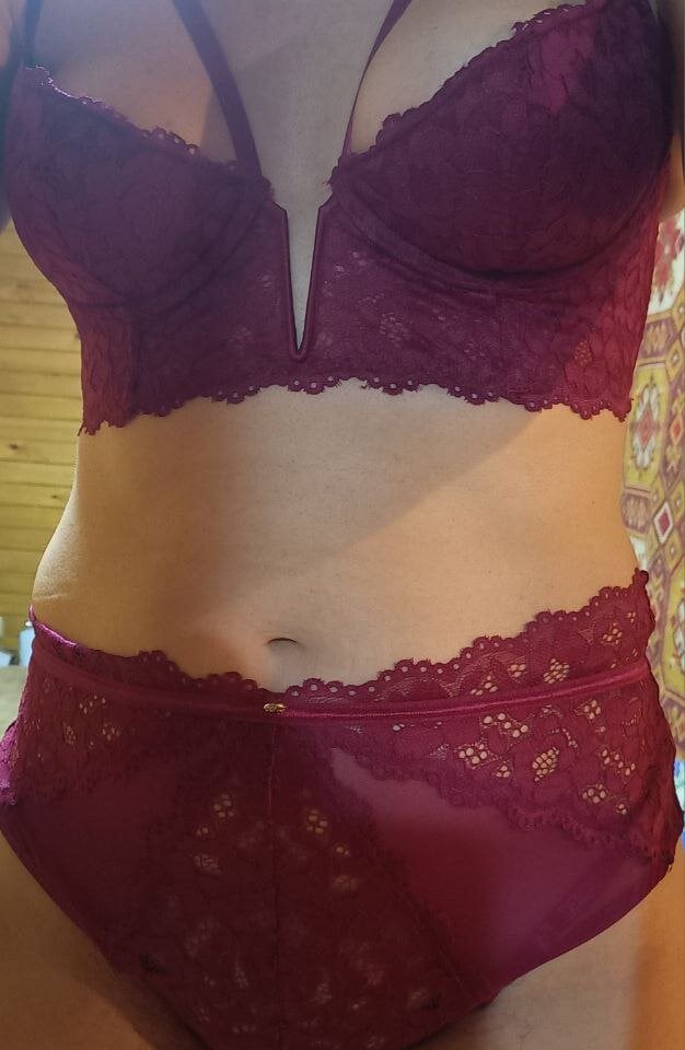 Vikimoon1127 Chatroom