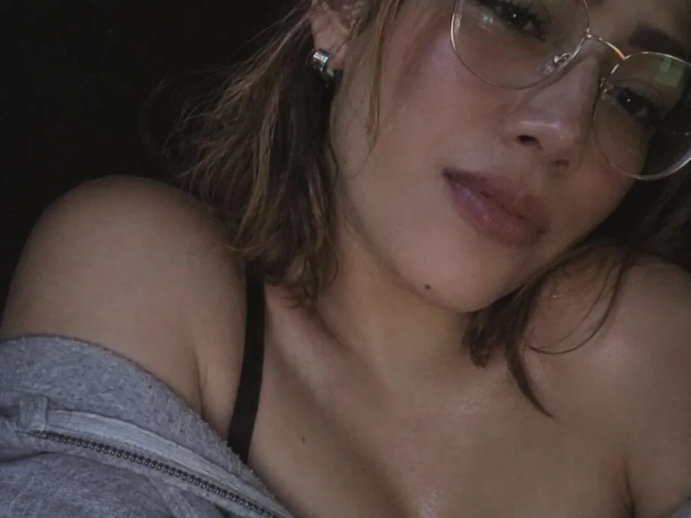 Viole-Roxxxan Chatroom