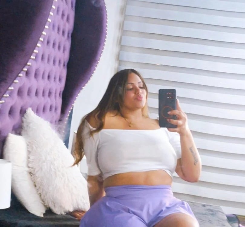 Violeta__Lane Chatroom