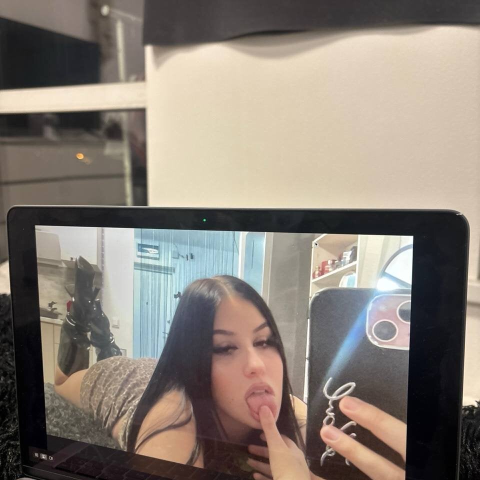 Waltera_White Chatroom