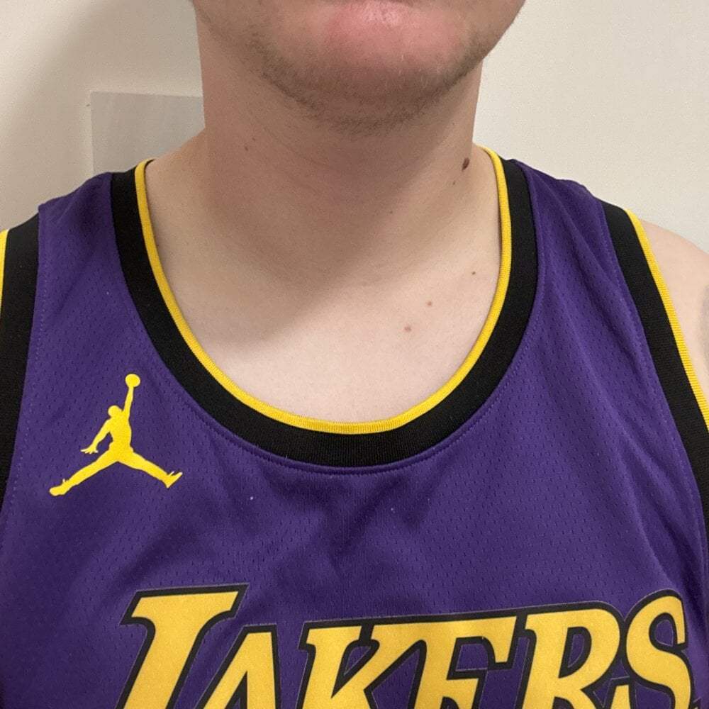 Whitecock1020 Chatroom