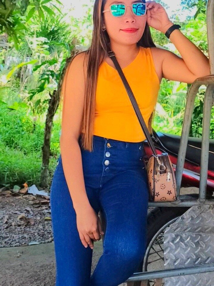 Wild_hot_Lyn Chatroom