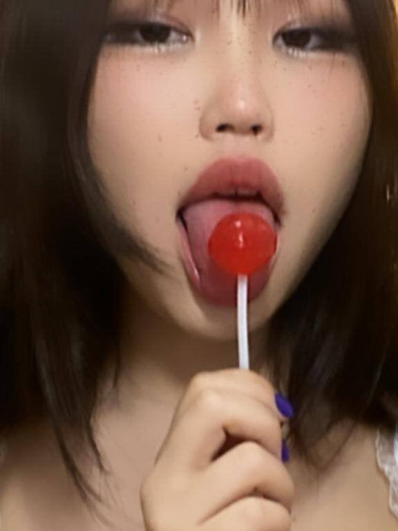 Yena-little Chatroom