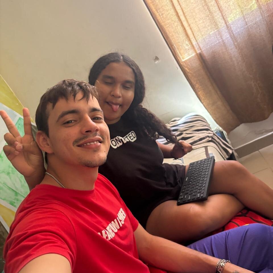 Yisela_scott Chatroom