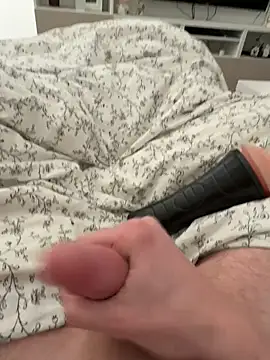 Young_Guy22 Chatroom