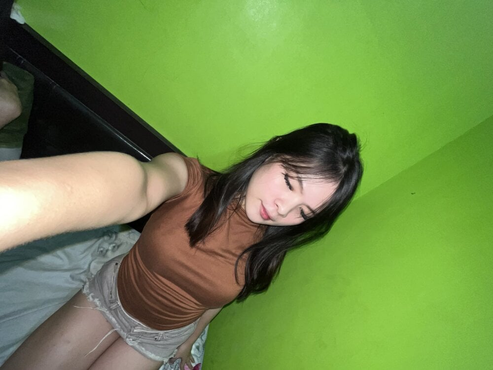 Youngasiants4u Chatroom