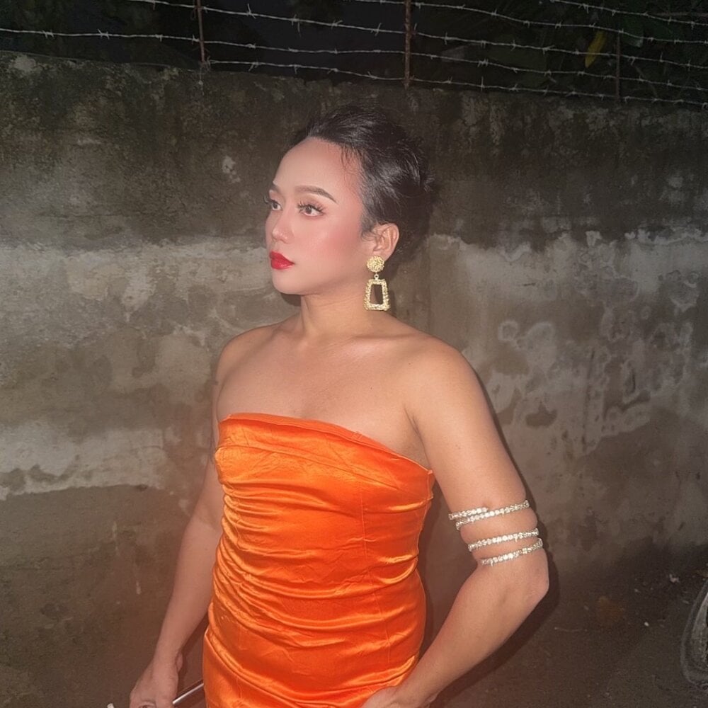 YourNikkieXxx Chatroom