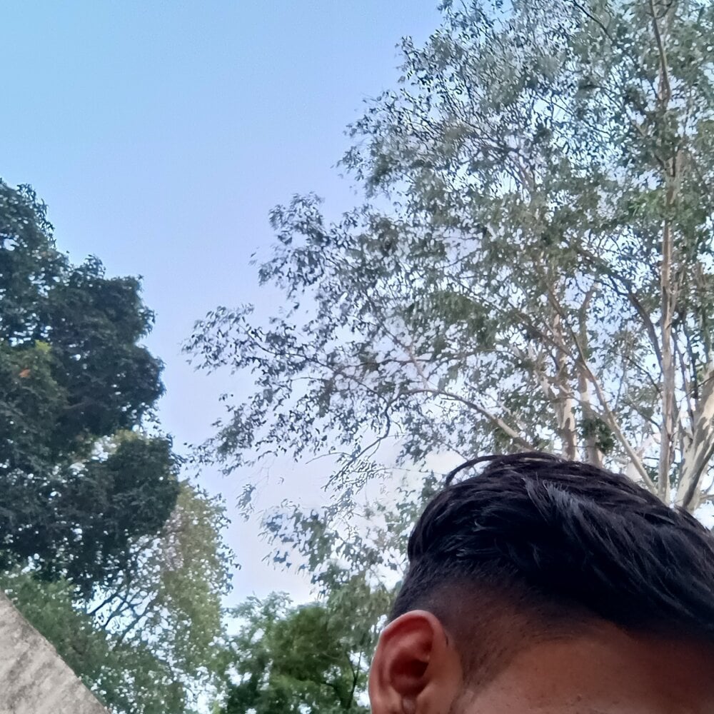 Your_hubby0 Chatroom