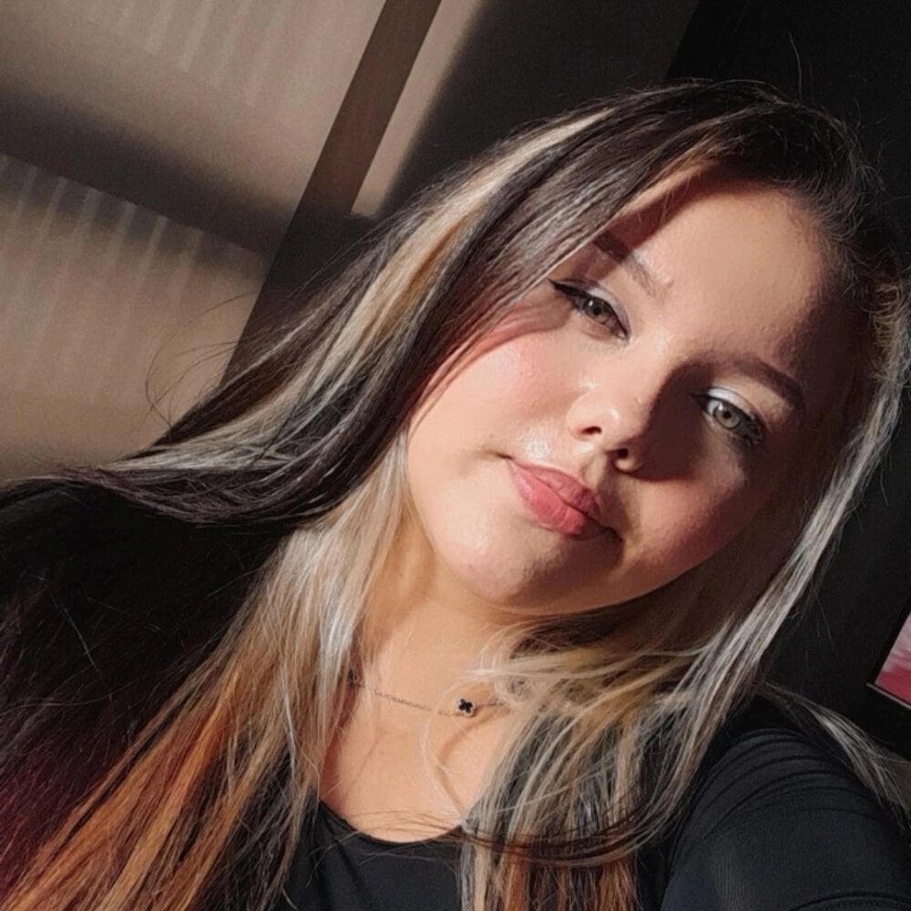 Zoe_Cambell Chatroom