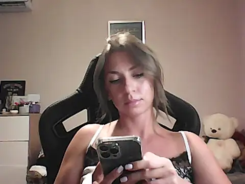 Zoiecute Chatroom