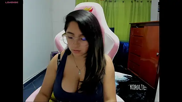 _Angelinaandrade_ Chatroom