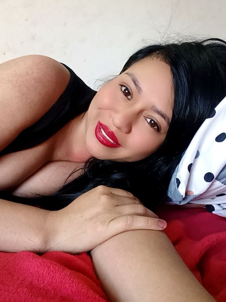 _CristalJones8 Chatroom