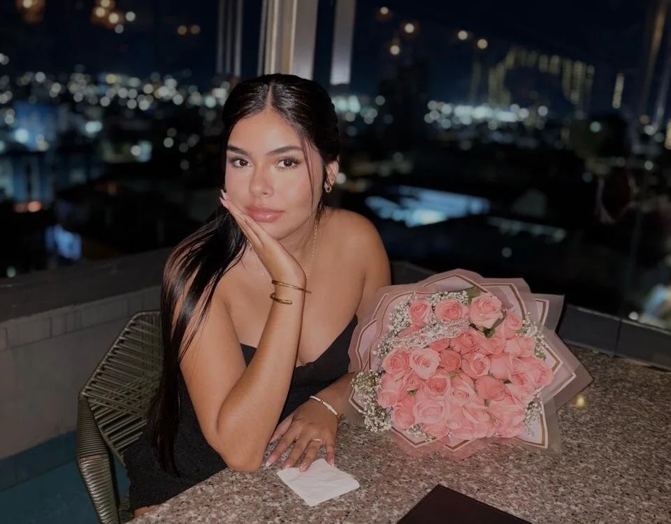 _EmilyAlvarez Chatroom
