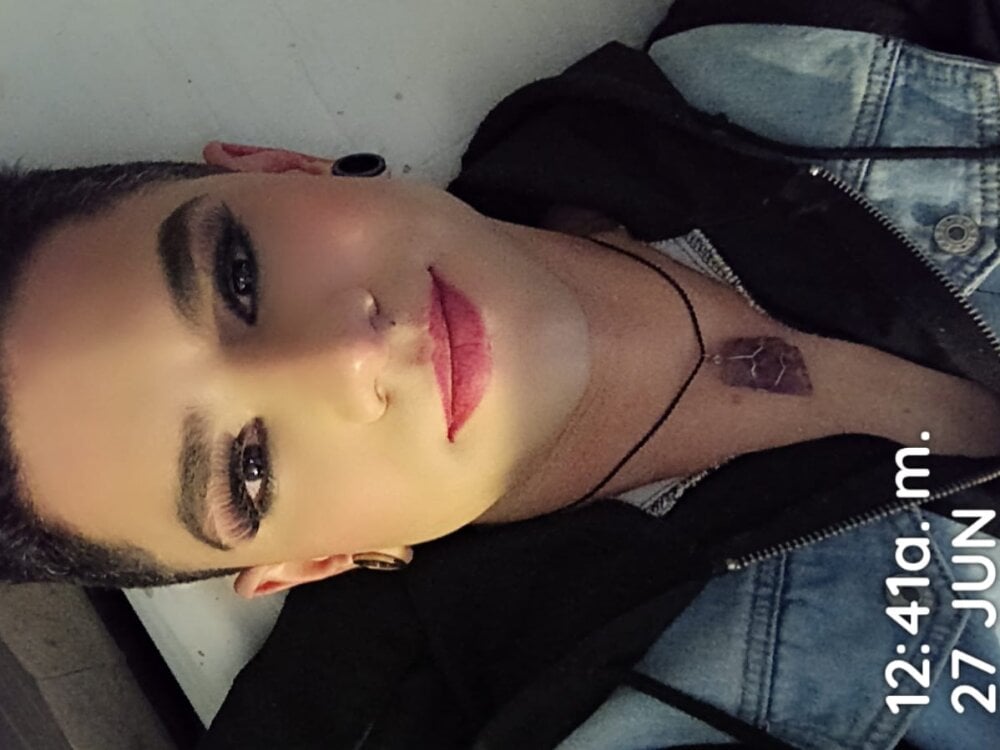 _Joana_Rommel_ Chatroom