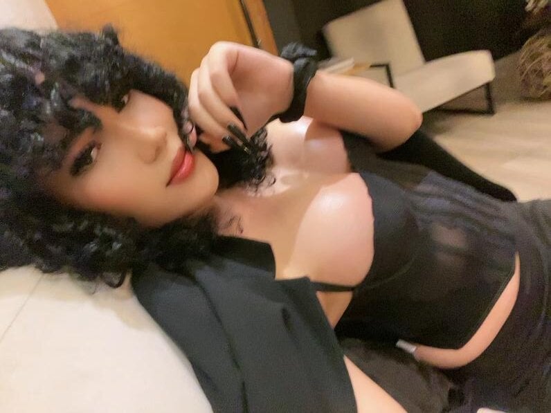 _VictoriaCollins_ Chatroom