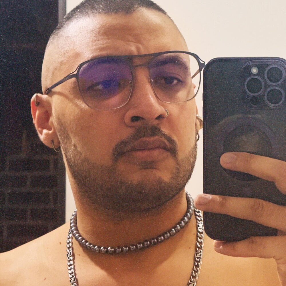 __Damian___ Chatroom