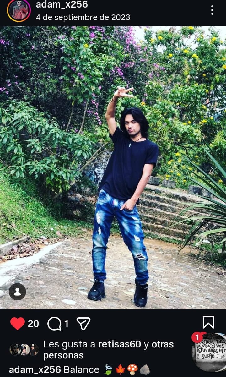 adam_latinohot Chatroom