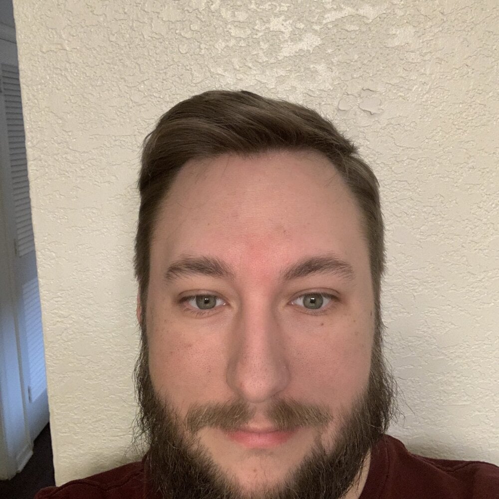 adambombs07 Chatroom