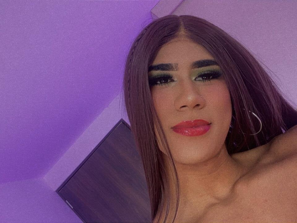 adhara_walton Chatroom