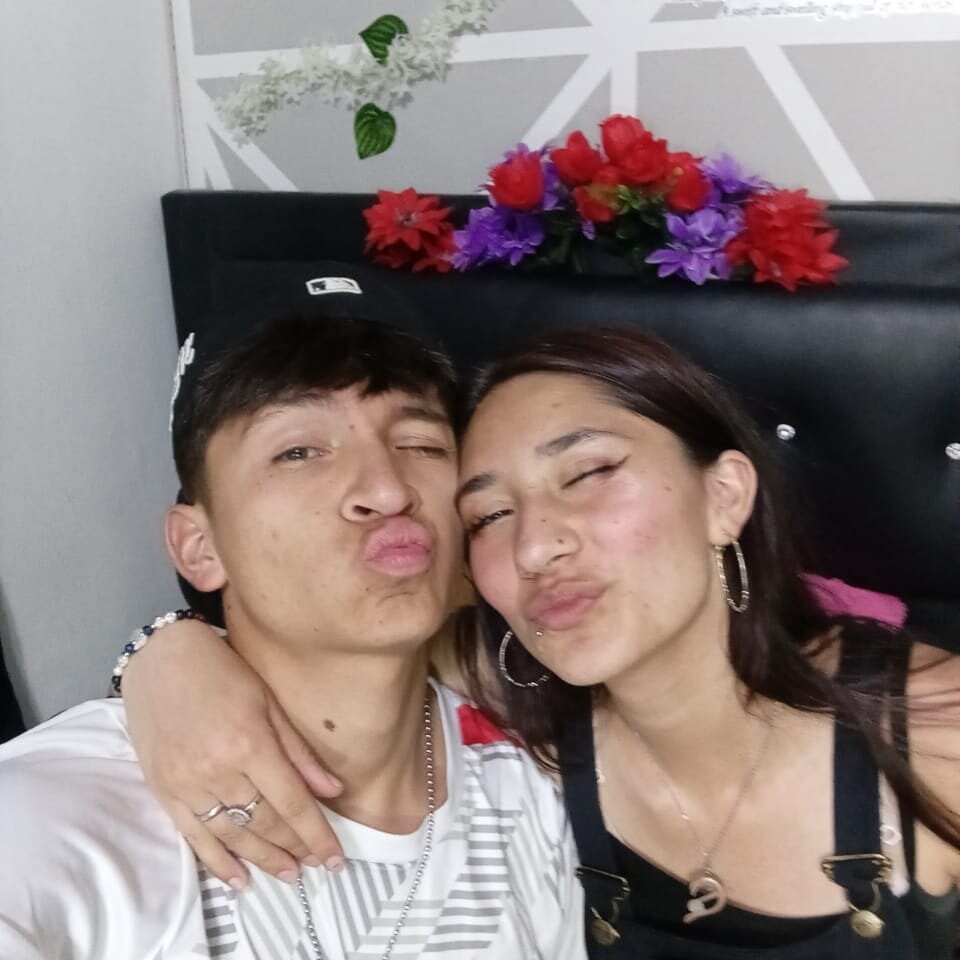 afroditaanderoscs Chatroom