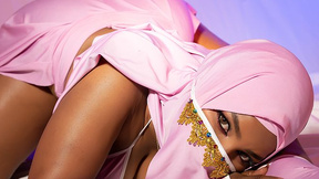 aishaa-boobs
