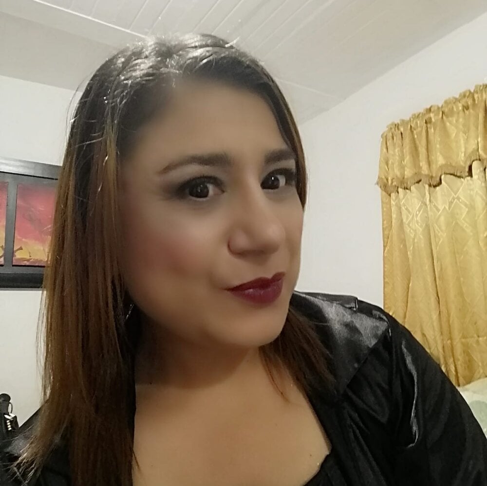 alahia_mellers Chatroom