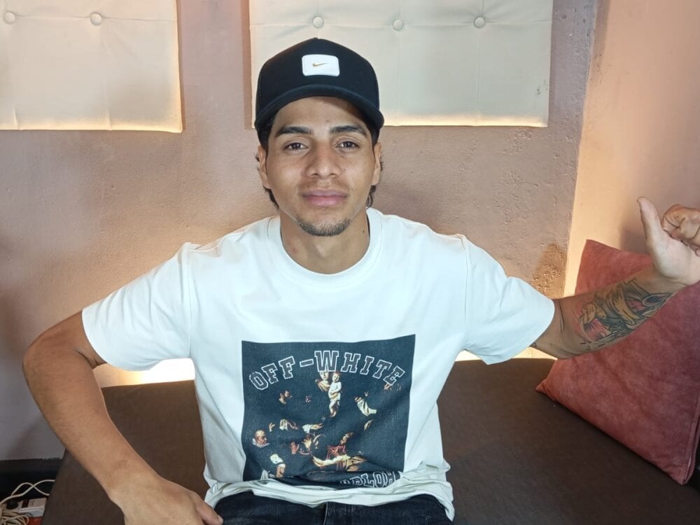 alan_collins1 Chatroom