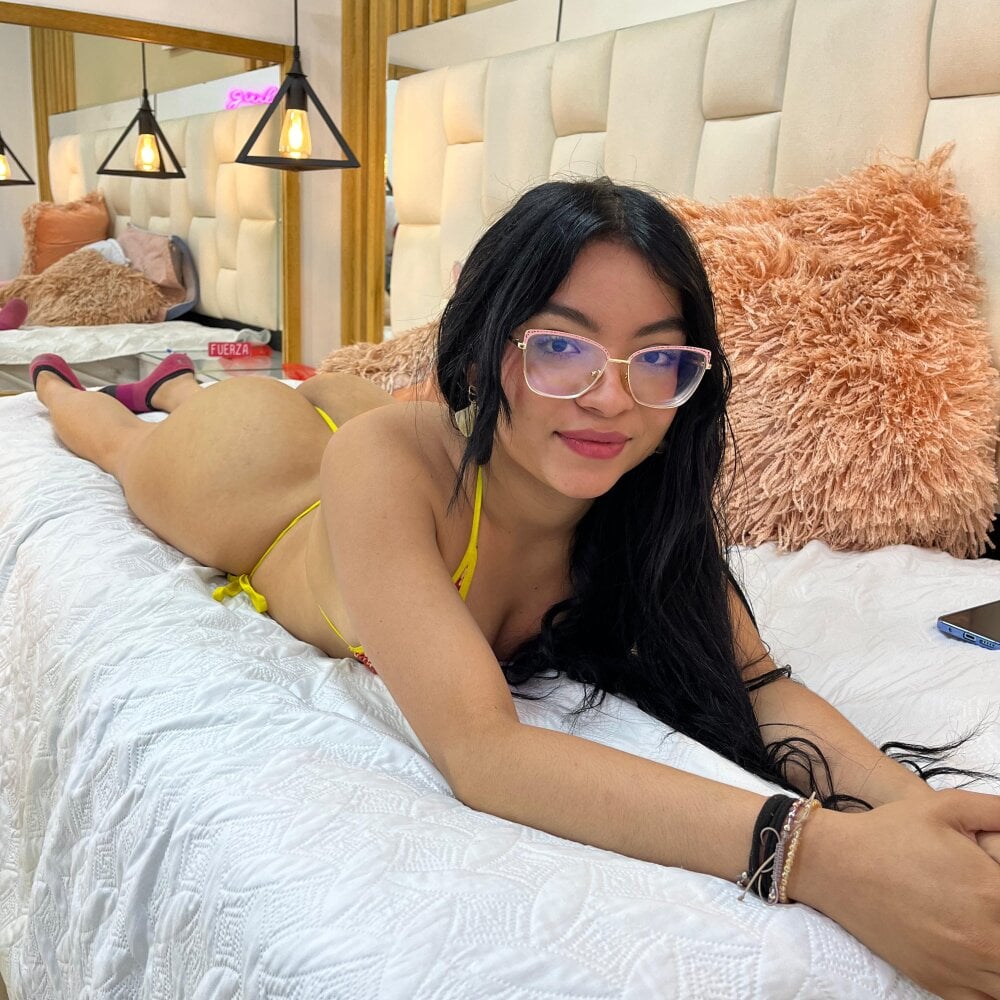 alana__ramos Chatroom