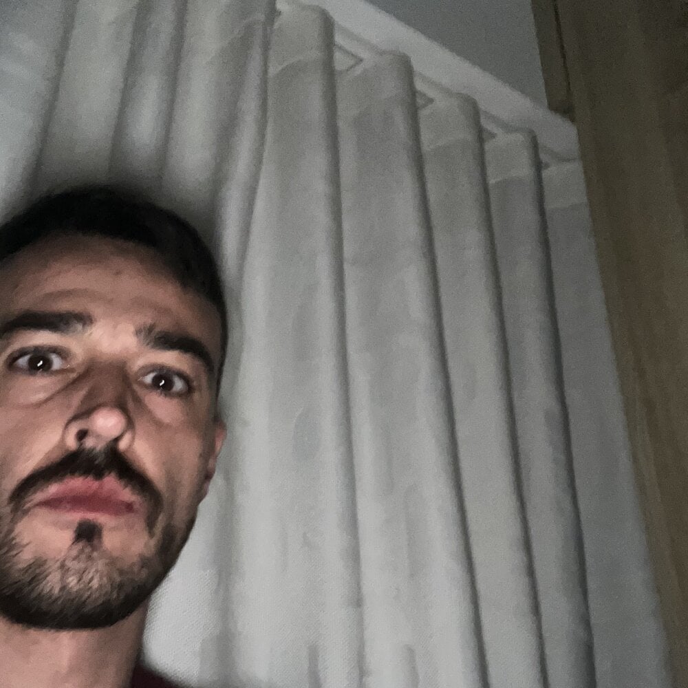 albertoalegredelgado Chatroom