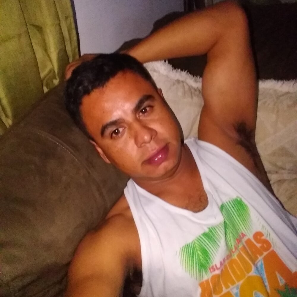 alextremendo Chatroom