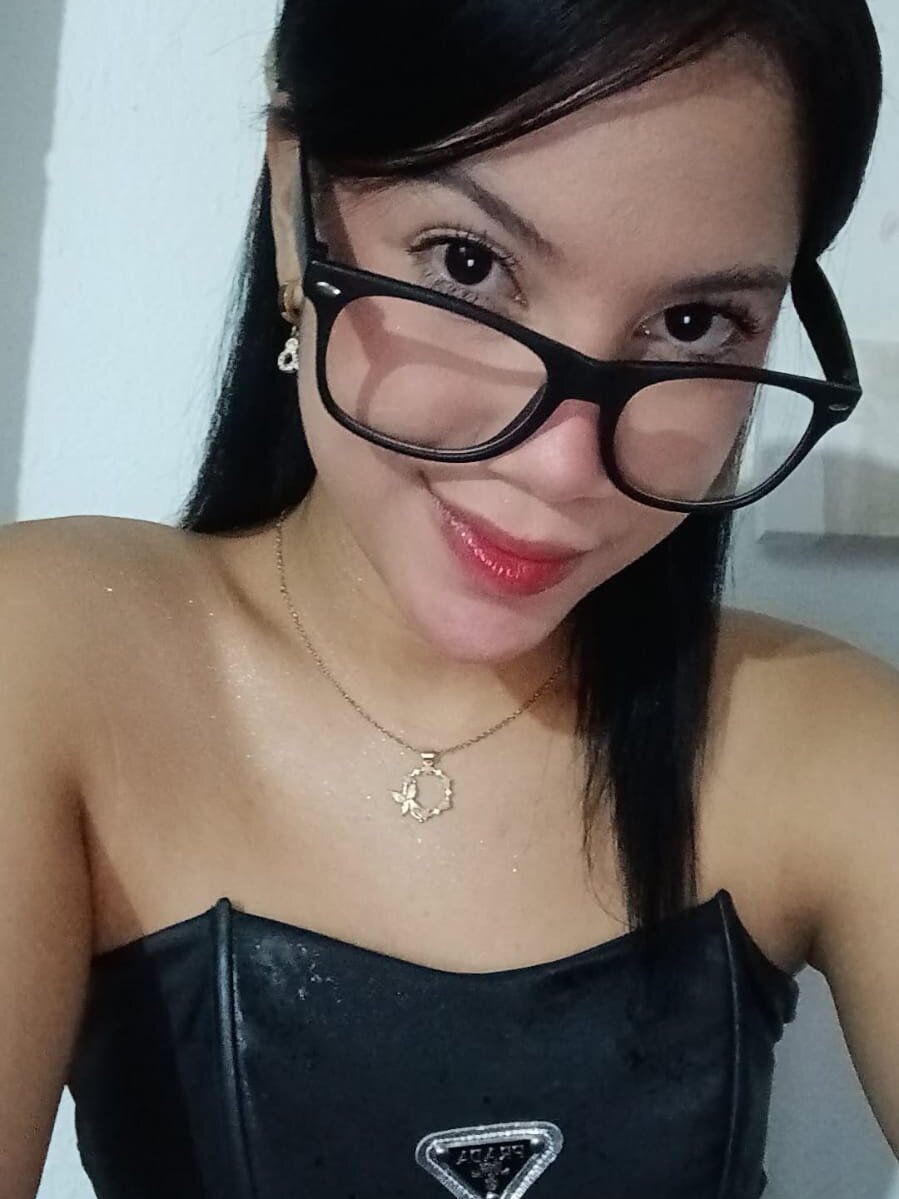 alicee_foox Chatroom