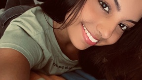 allyson_petite