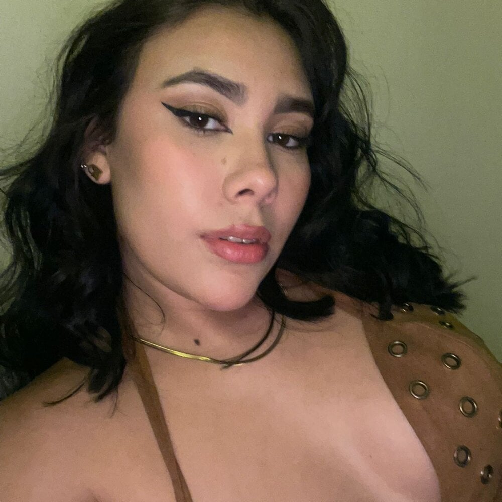 amara_foxx Chatroom