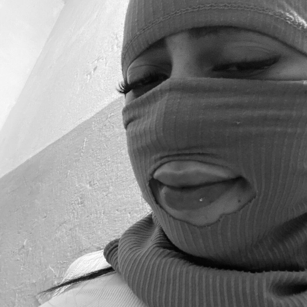 analuizaxxny Chatroom