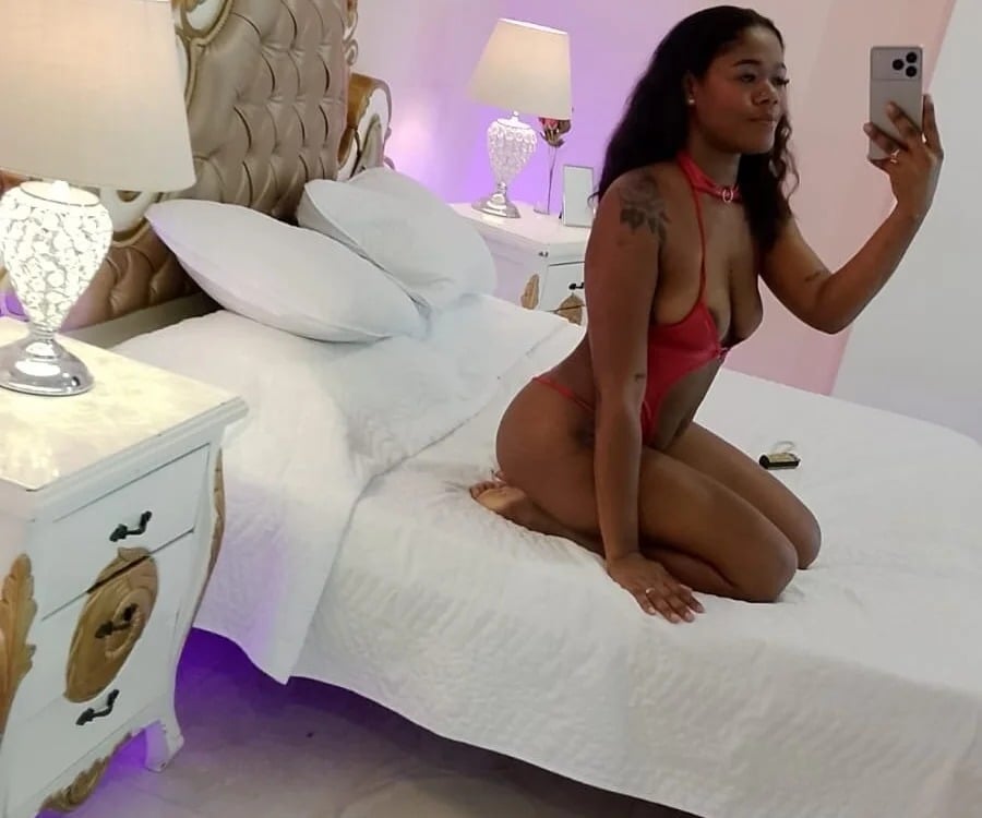 andreaa_squirt Chatroom