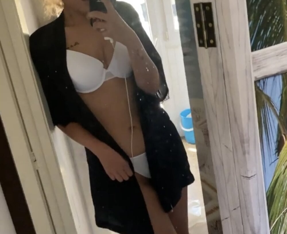 andreinitahg Chatroom