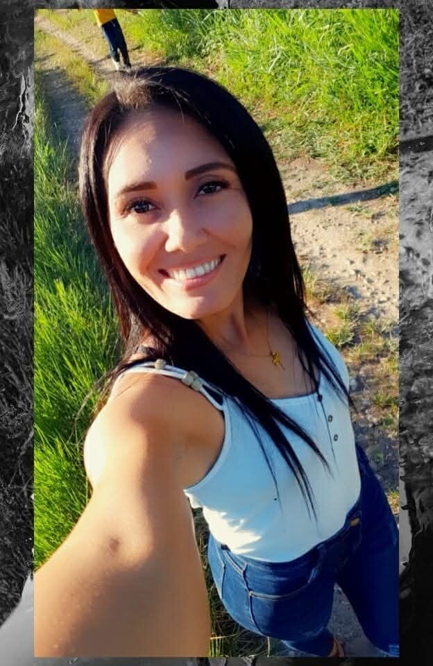 angelainparis28 Chatroom