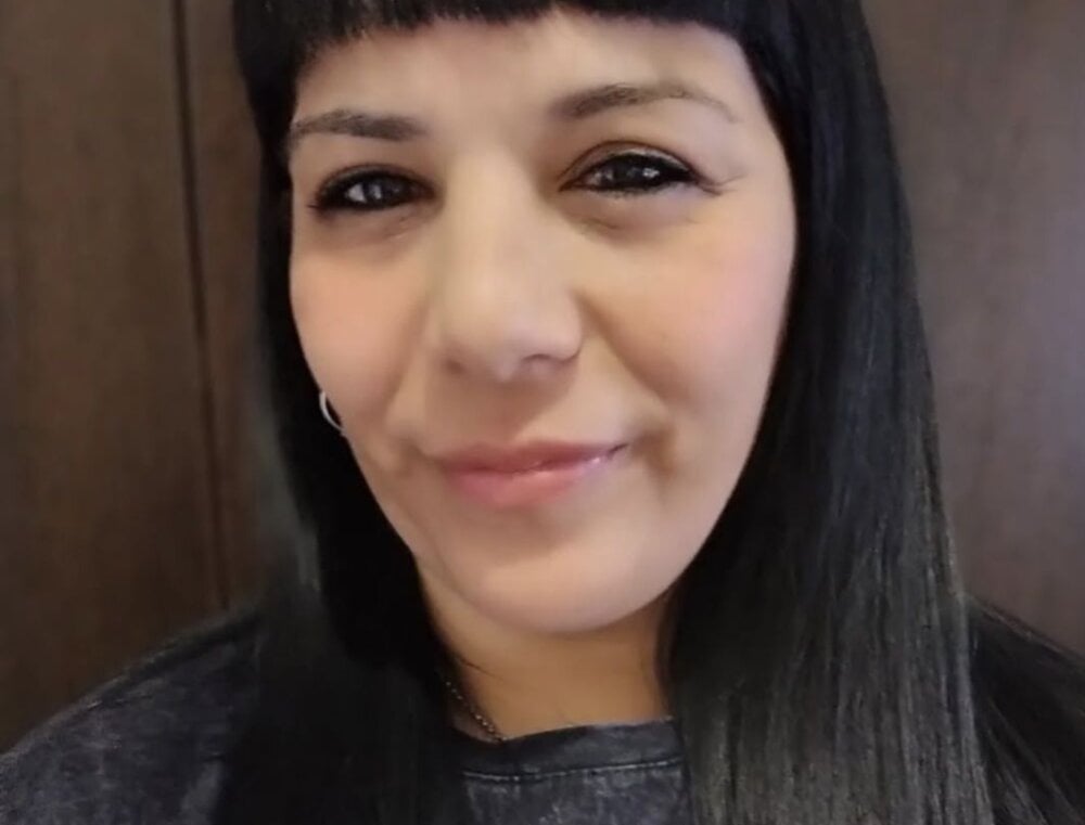 angielove1905 Chatroom