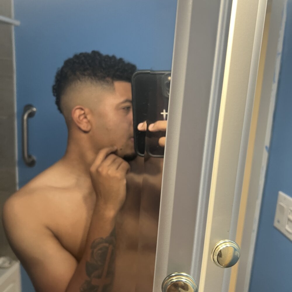 arnoldtrenp Chatroom