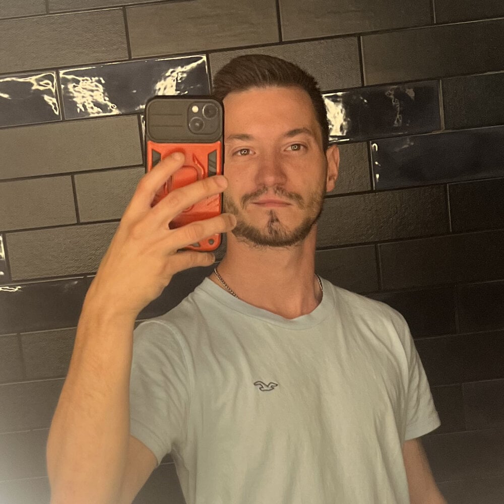 batschi0512 Chatroom