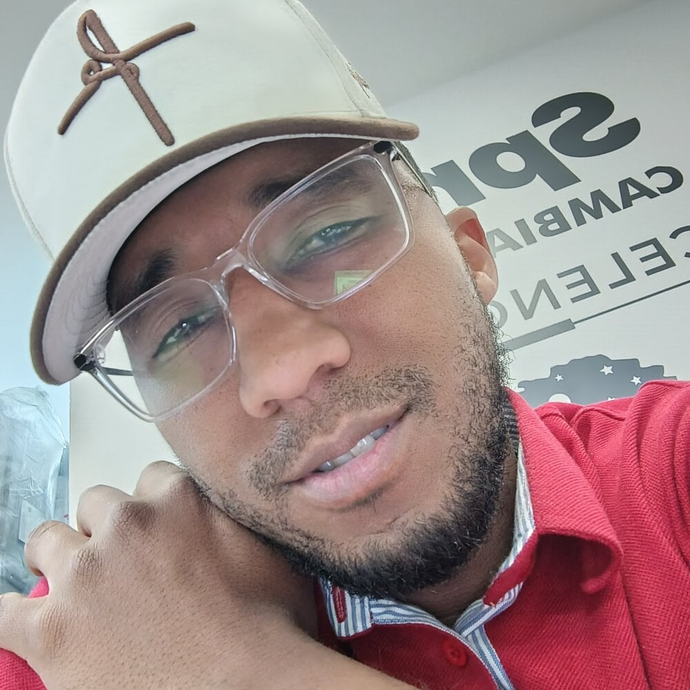 big_black27 Chatroom