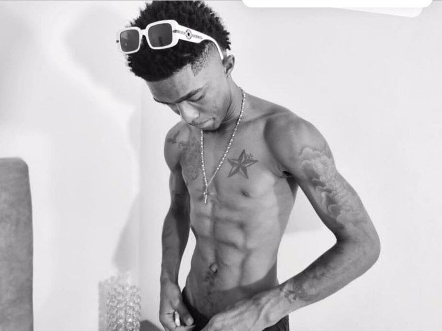 black_strong1 Chatroom