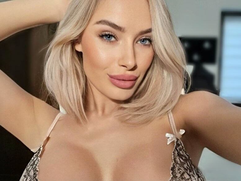 blonde_anna Chatroom