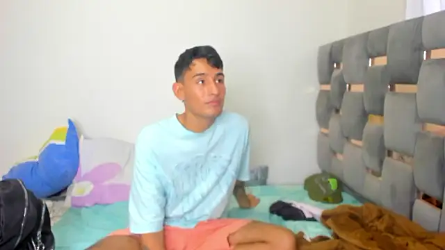 brandon_mike Chatroom