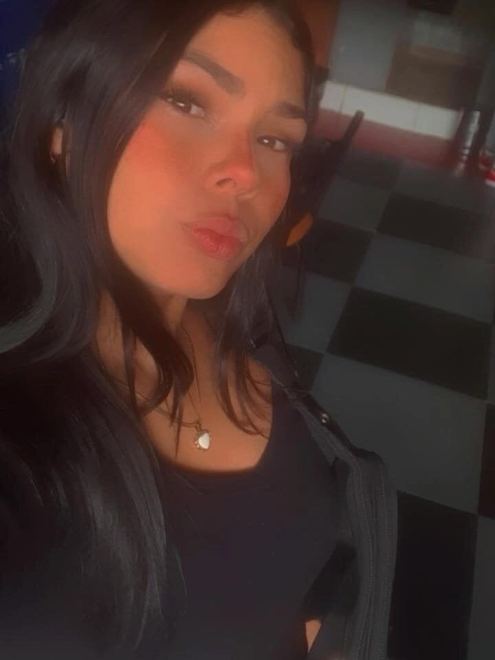 brenda_simle1 Chatroom