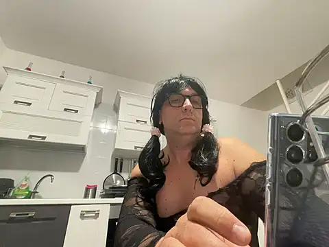 brindisiroby Chatroom